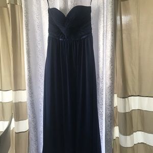 Hello I am selling a blue dress